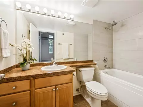500 S Clinton St #131, Chicago, IL 60607 photo 15