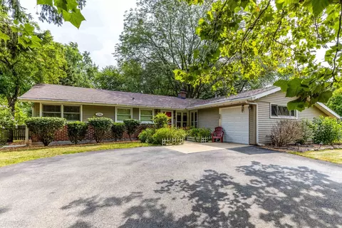1701 W Schaumburg Rd, Schaumburg, IL 60194