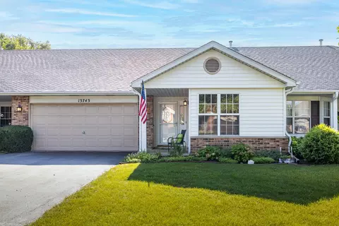 13743 S Magnolia Dr, Plainfield, IL 60544