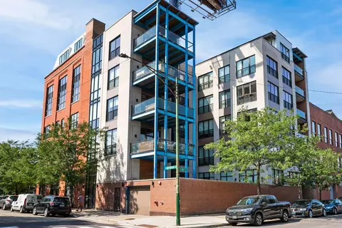 1600 S Jefferson St #203, Chicago, IL 60616