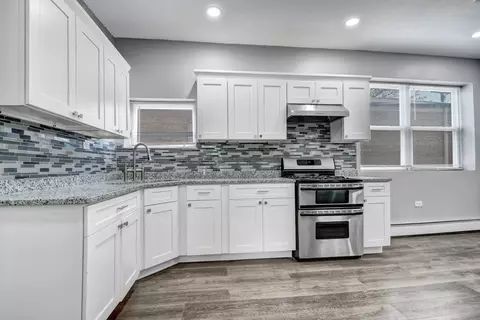 Kitchen - 7409 W 63rd Pl, Summit, IL 60501 photo 3 of 3