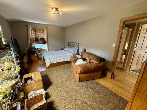 Bedroom - 1735 Linden St, Des Plaines, IL 60018 photo 1 of 2
