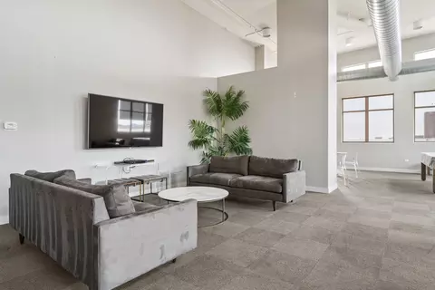 901 W Madison St #719, Chicago, IL 60607 photo 36
