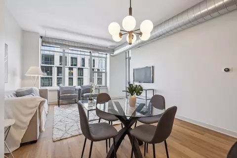 901 W Madison St #719, Chicago, IL 60607 photo 17