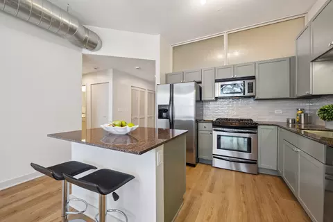 901 W Madison St #719, Chicago, IL 60607 photo 13