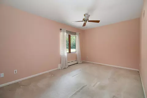 Bedroom - 2690 Waldron Rd, Kankakee, IL 60901 photo 4 of 4
