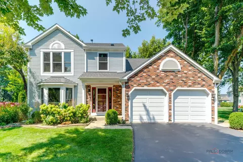 291 Hunter Ct, Vernon Hills, IL 60061