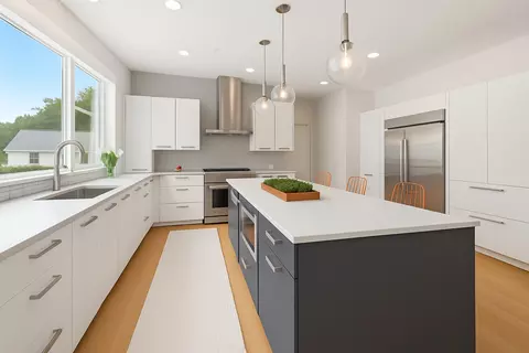 Kitchen - 2144 Mcdaniel Ave, Evanston, IL 60201 photo 2 of 3