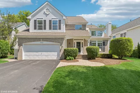 6162 Crossland Blvd, Gurnee, IL 60031