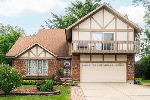 1205 N Scarlet Dr, Addison, IL 60101