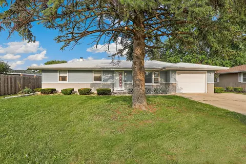 2207 Eldorado Dr, Crest Hill, IL 60403