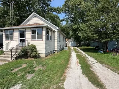 123 Merchants St, Essex, IL 60935