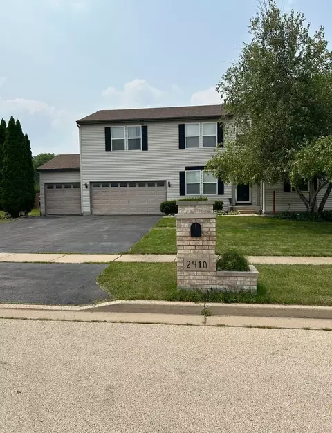 2410 Westfield Ln, Belvidere, IL 61008