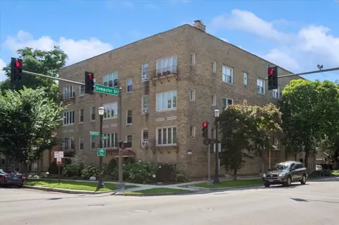 Undisclosed, Evanston, IL 60202