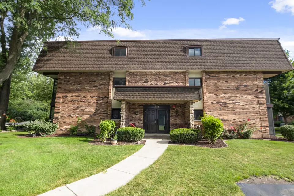 Exterior - 9198 South Rd #A, Palos Hills, IL 60465 photo 1 of 7