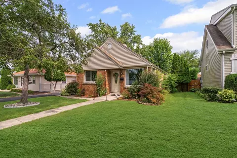 317 S Michigan Ave, Addison, IL 60101