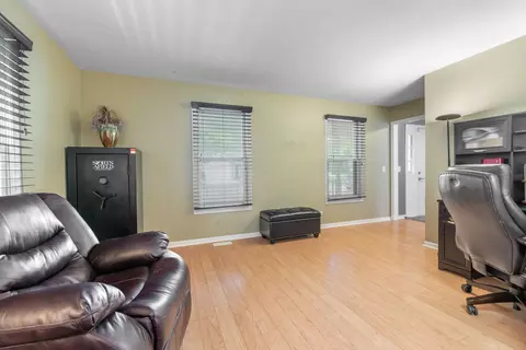 Other - 2032 Swan Ln, Elgin, IL 60123 photo 2 of 6