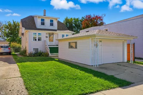 5015 W Cornelia Ave, Chicago, IL 60641