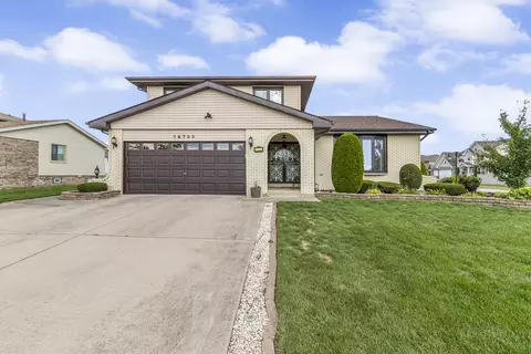 19733 Lake Park Dr, Lynwood, IL 60411