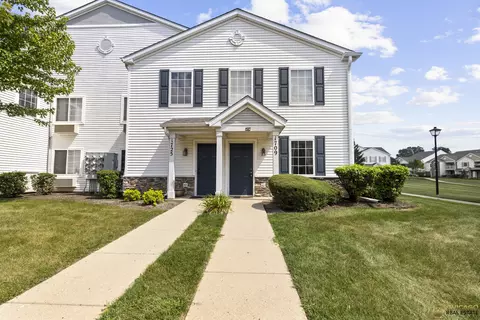 1709 Silverstone Dr #1709, Carpentersville, IL 60110