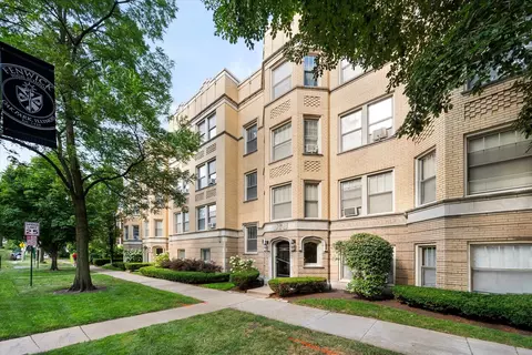 403 S East Ave #2, Oak Park, IL 60302