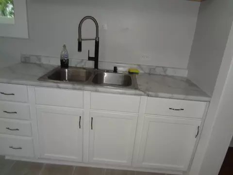 Kitchen - 456 Addison St, Elgin, IL 60120 photo 2 of 3