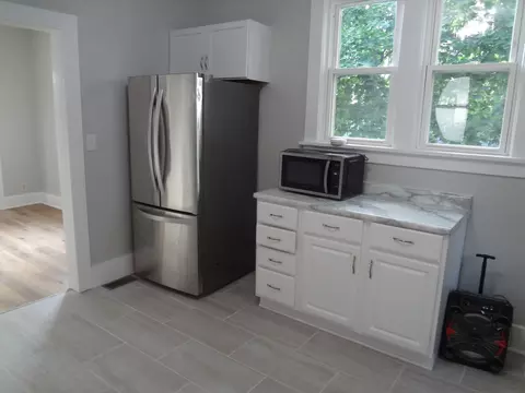 Kitchen - 456 Addison St, Elgin, IL 60120 photo 1 of 3