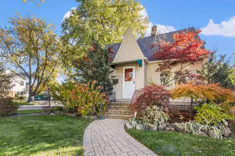 6901 Church St, Morton Grove, IL 60053