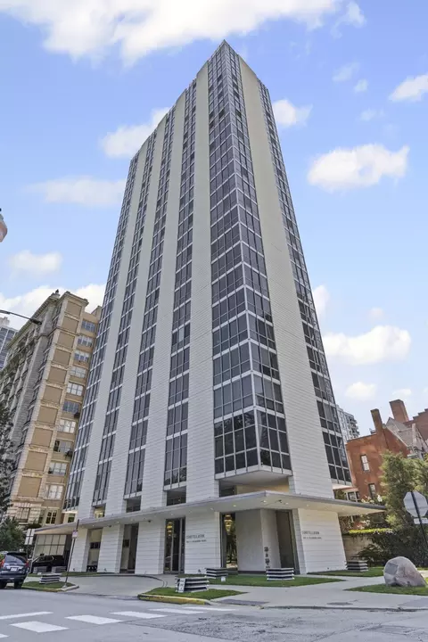 1555 N Dearborn Pkwy #10E-D, Chicago, IL 60610