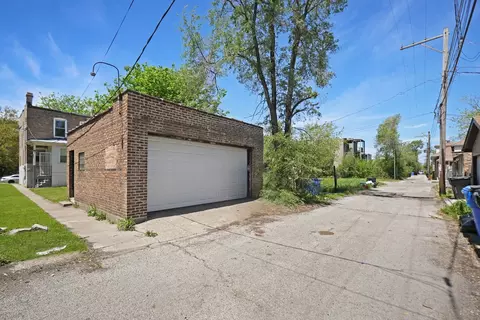 Exterior - 6409 S Champlain Ave, Chicago, IL 60637 photo 4 of 4