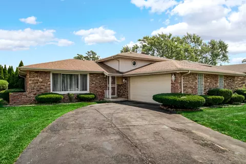 20001 Park Ave, Lynwood, IL 60411