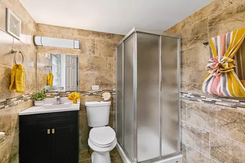 Bath - 3152 189th St, Lansing, IL 60438 photo 2 of 2