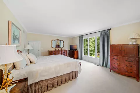 Bedroom - 1020 Mccormick Dr, Lake Forest, IL 60045 photo 1 of 2