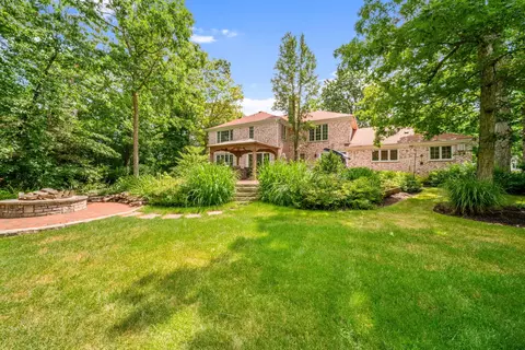 Exterior - 1020 Mccormick Dr, Lake Forest, IL 60045 photo 7 of 8