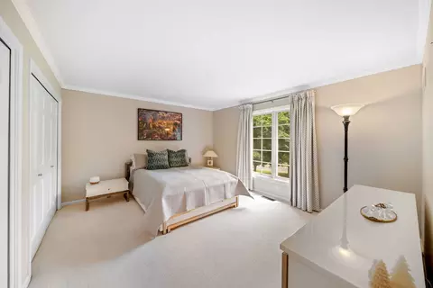Bedroom - 1020 Mccormick Dr, Lake Forest, IL 60045 photo 2 of 2