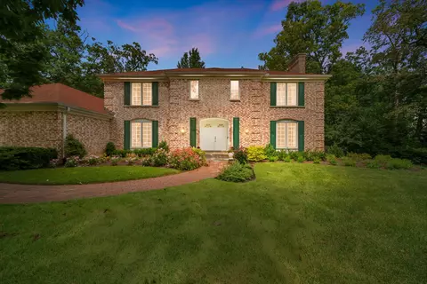 Exterior - 1020 Mccormick Dr, Lake Forest, IL 60045 photo 8 of 8