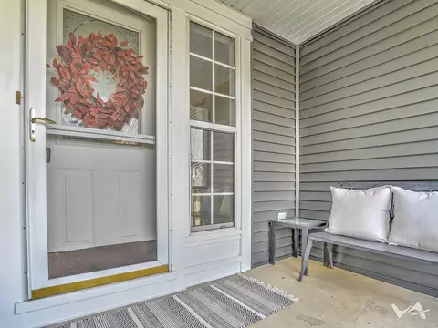 Exterior - 551 Foster Ave, Bartlett, IL 60103 photo 4 of 4