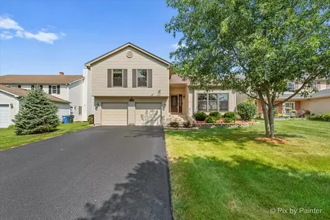 941 Millwood Dr, Bartlett, IL 60103