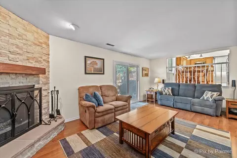 Living - 941 Millwood Dr, Bartlett, IL 60103 photo 4 of 6