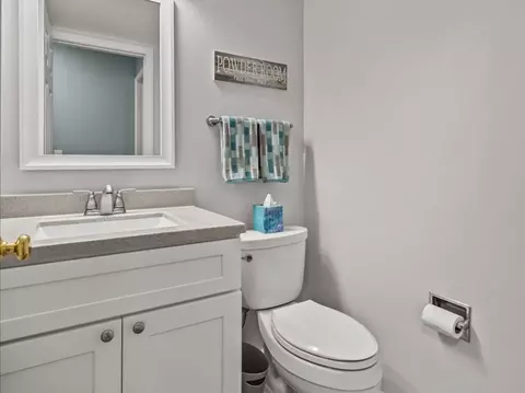 Bath - 941 Millwood Dr, Bartlett, IL 60103 photo 1 of 4