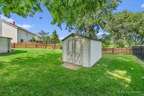 Exterior - 941 Millwood Dr, Bartlett, IL 60103 photo 10 of 11