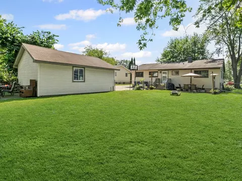 9 N564 Flora Dr, Elgin, IL 60123 photo 15