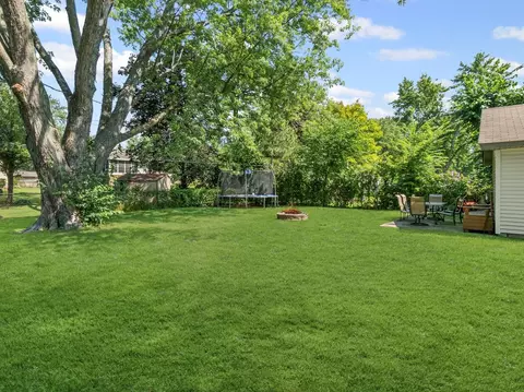 9 N564 Flora Dr, Elgin, IL 60123 photo 14