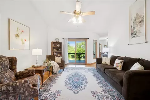 2620 Rolling Oaks Rd, Spring Grove, IL 60081 photo 10