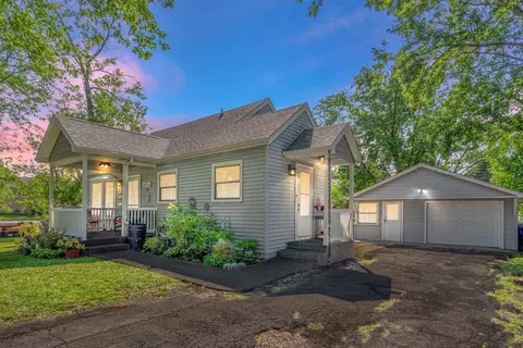 14456 Kenton Ave, Midlothian, IL 60445