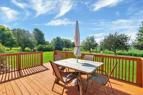 Exterior - 1807 Sunset Ln, Morris, IL 60450 photo 2 of 11