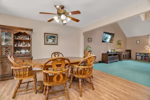 Dining - 1807 Sunset Ln, Morris, IL 60450 photo 2 of 2