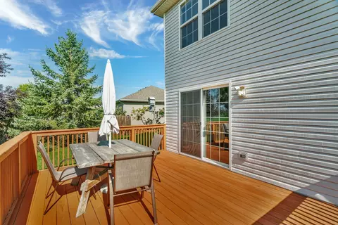 Exterior - 1807 Sunset Ln, Morris, IL 60450 photo 4 of 11