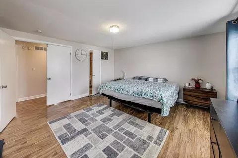 Bedroom - 2067 Kettering Rd, Hoffman Estates, IL 60169 photo 2 of 4