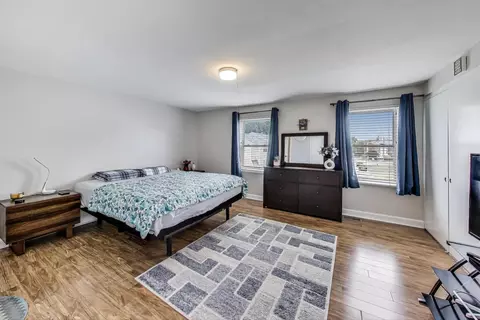 Bedroom - 2067 Kettering Rd, Hoffman Estates, IL 60169 photo 1 of 4